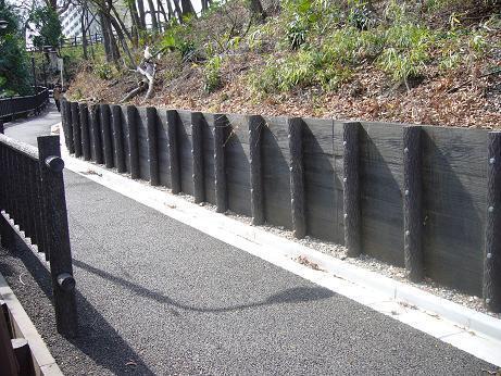 プラ擬木 エコ擬木 再生プラスチック